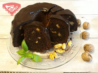 Bezglutenowe ciasto czekoladowe z orzechami włoskimi